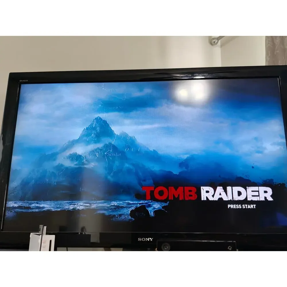 Tomb Raider Xbox 360 CIB Complete w/ Manual Square Enix